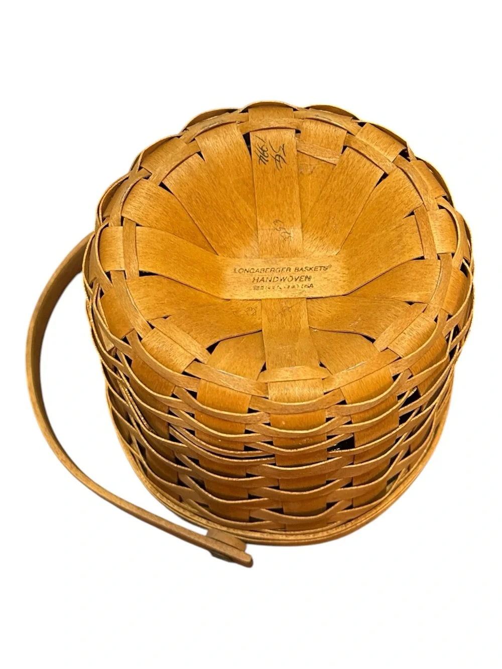 Medium Fruit Basket with Folding Handle and Plastic Protector 1994 Longaberger